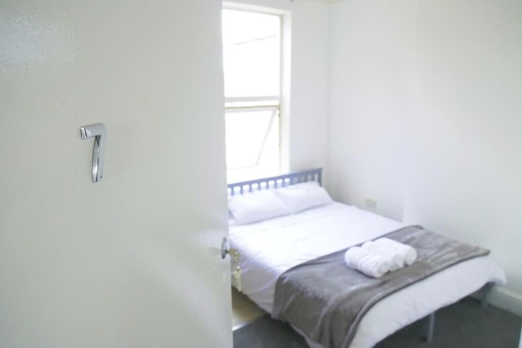 Discover Your Cozy Haven A Perfect Studio Getaway Leamington Spa Extérieur photo